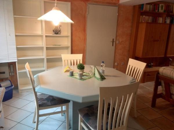 Uni - Luebeck Appartement Groß Grönau Esterno foto