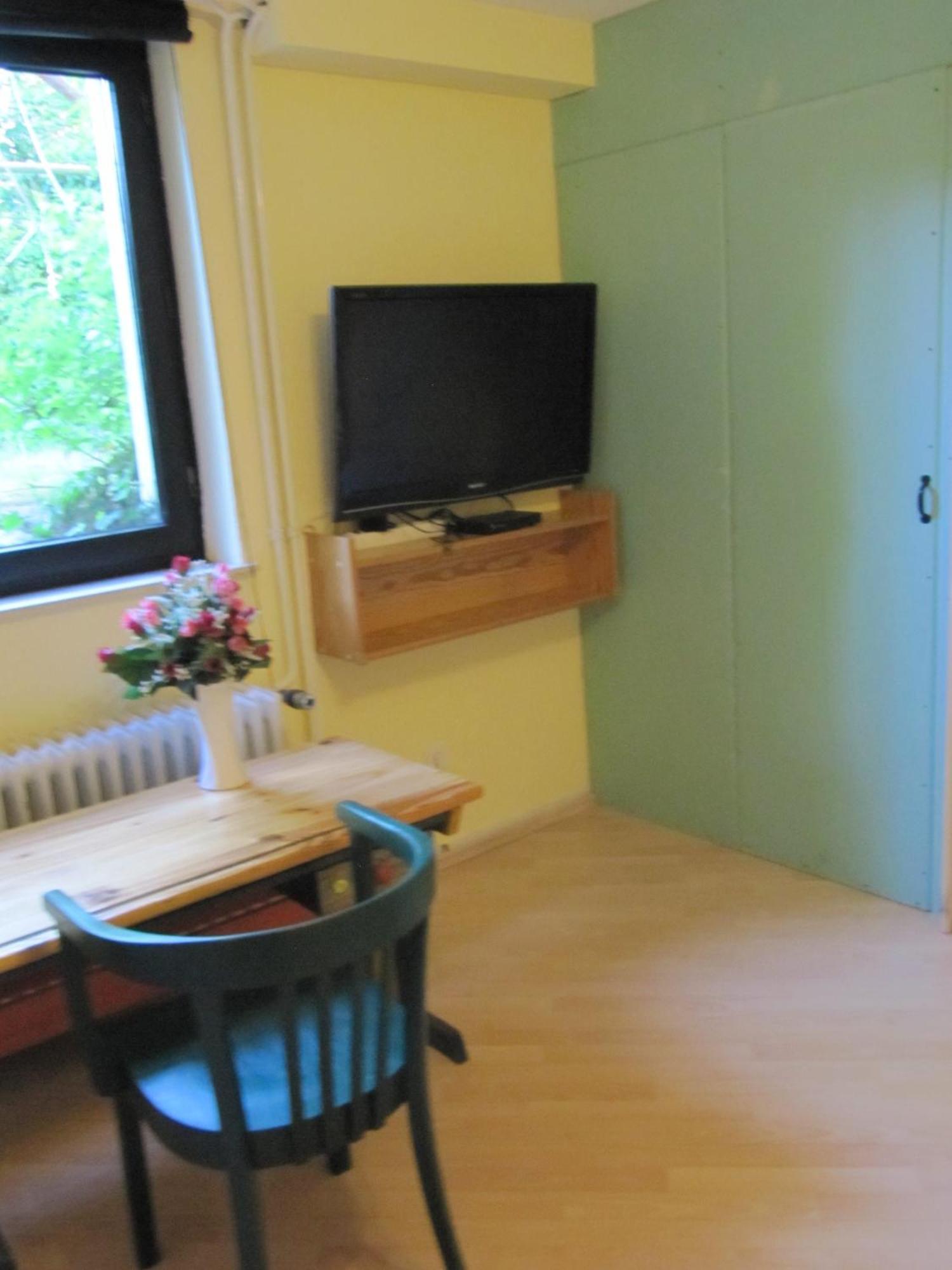 Uni - Luebeck Appartement Groß Grönau Esterno foto
